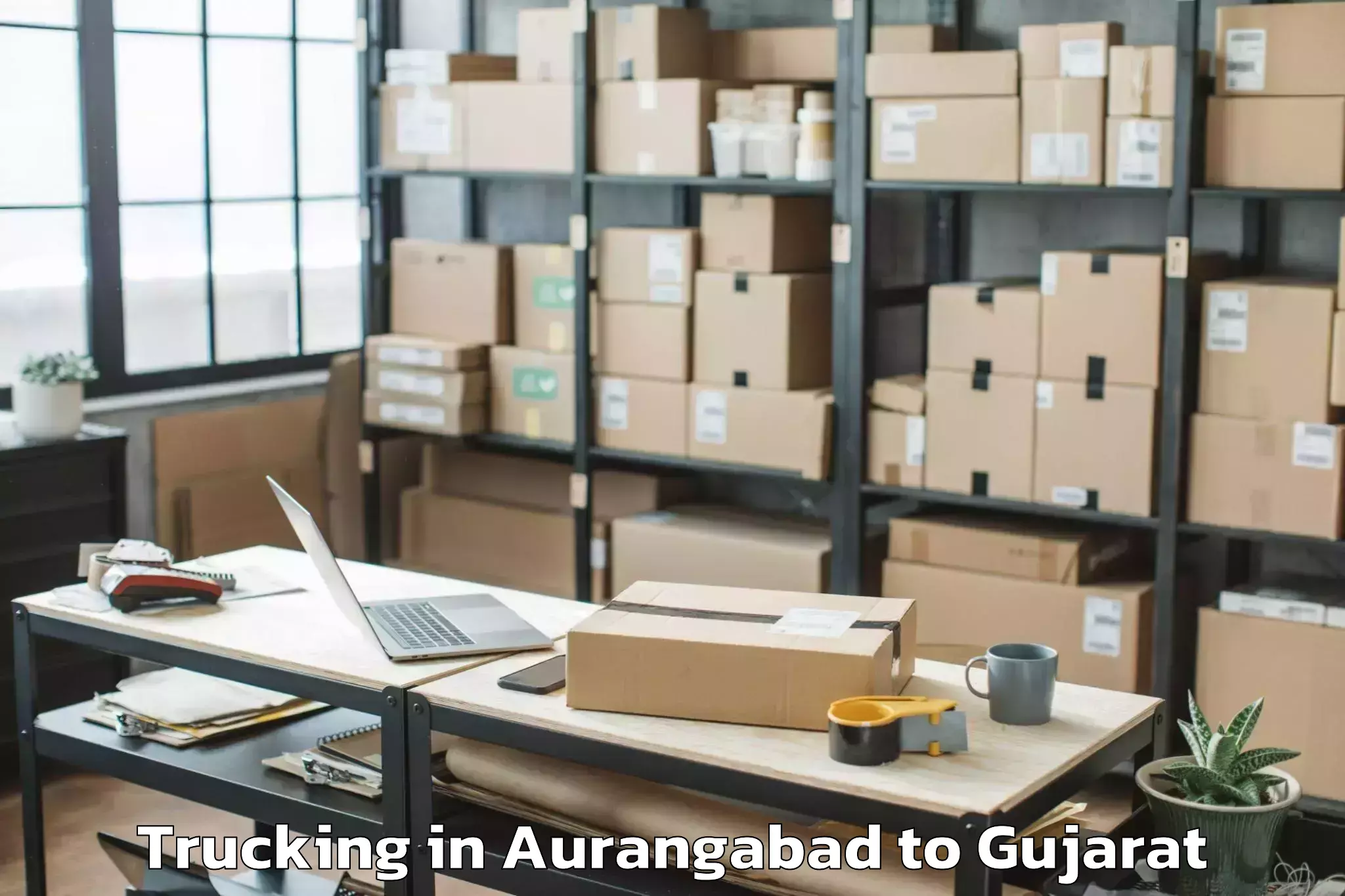 Easy Aurangabad to Prantij Trucking Booking